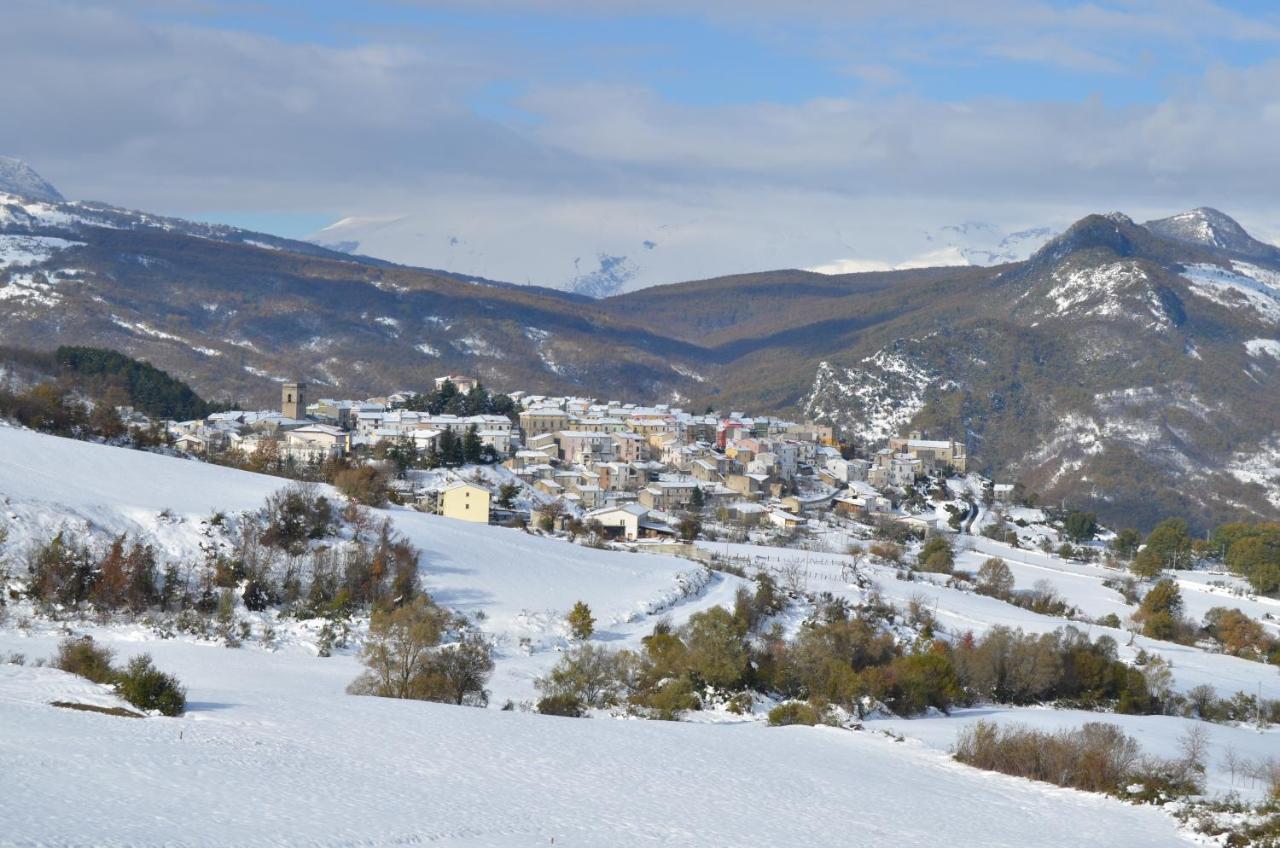 ホテル Rifugio Dei Sanniti Borrello エクステリア 写真